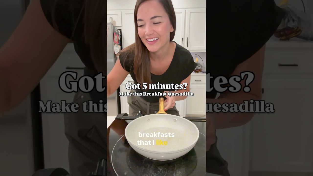 5 minute breakfast quesadilla