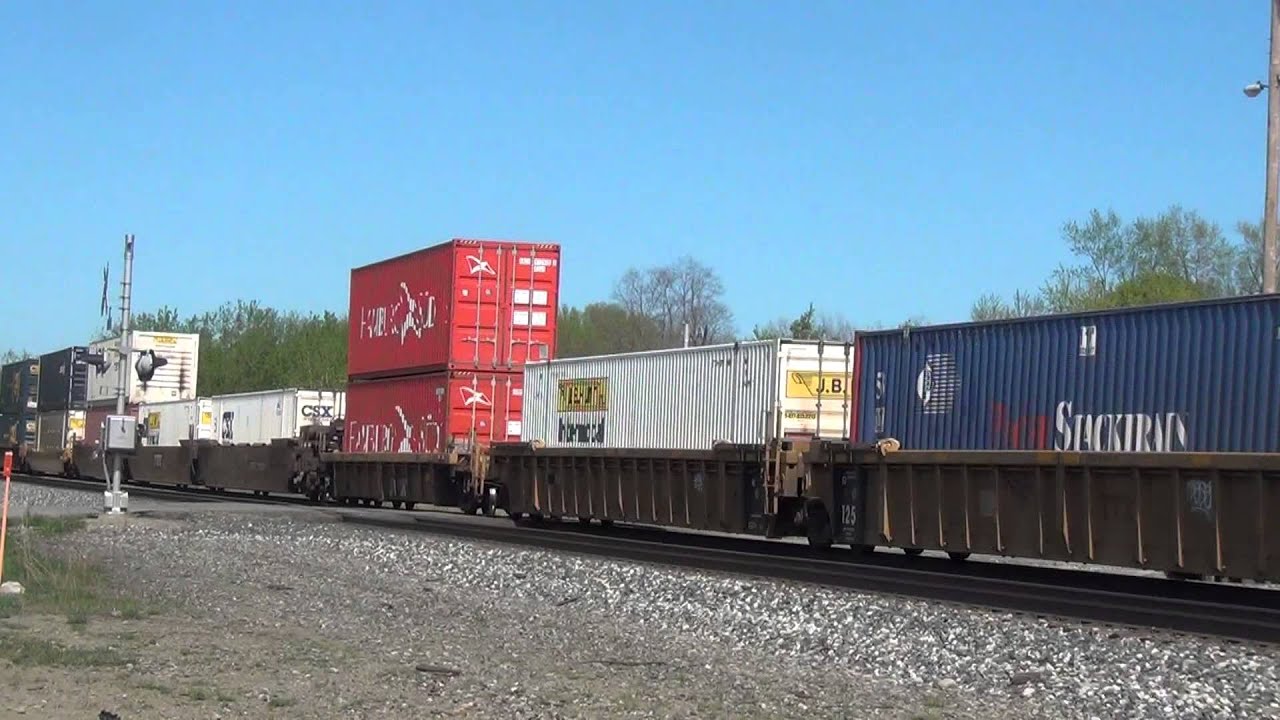 Fast CSX Intermodal Train Eastbound