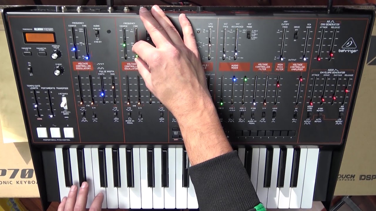 Behringer Odyssey - Quick Demo