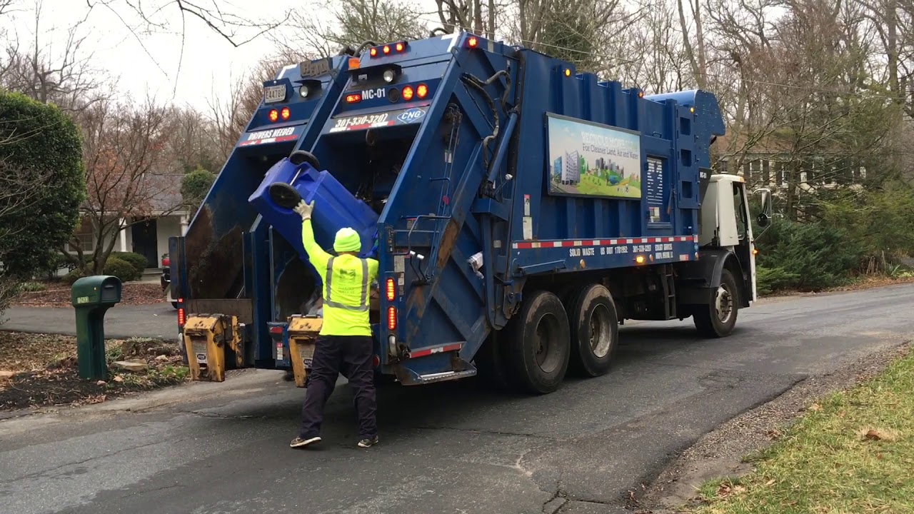 Mack LEU / Heil Formula 40/60 Split Rear Loader Garbage Truck