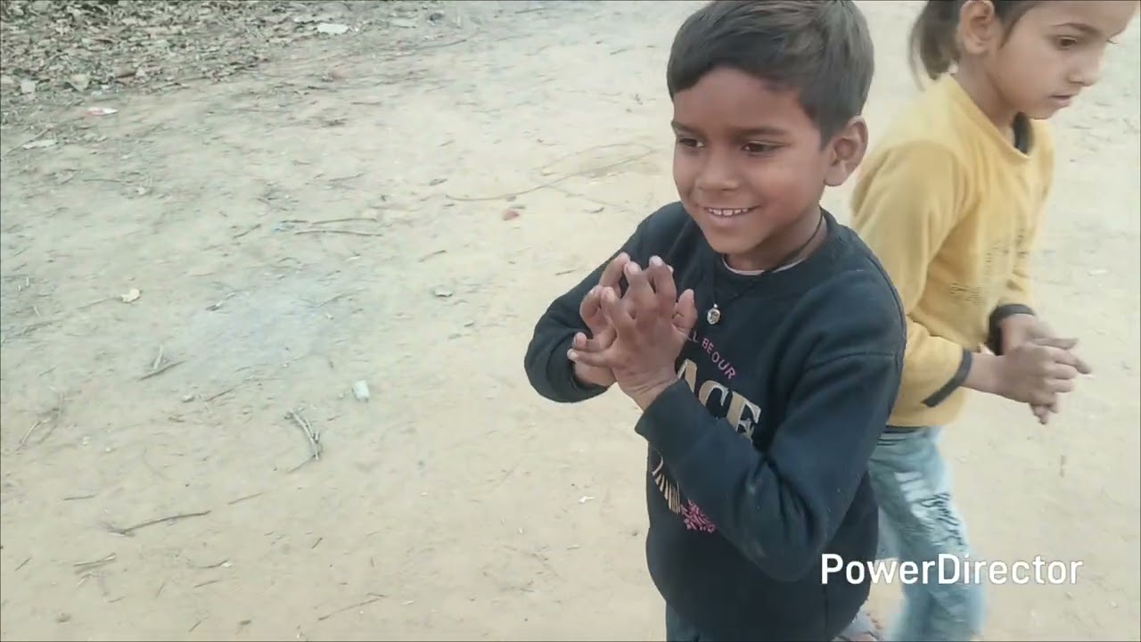 BACHON KA KHEL DEKHA AAJ KANCHY ME 10,20,30,40 OR 100 WALA JITA LAST WALA HARA
