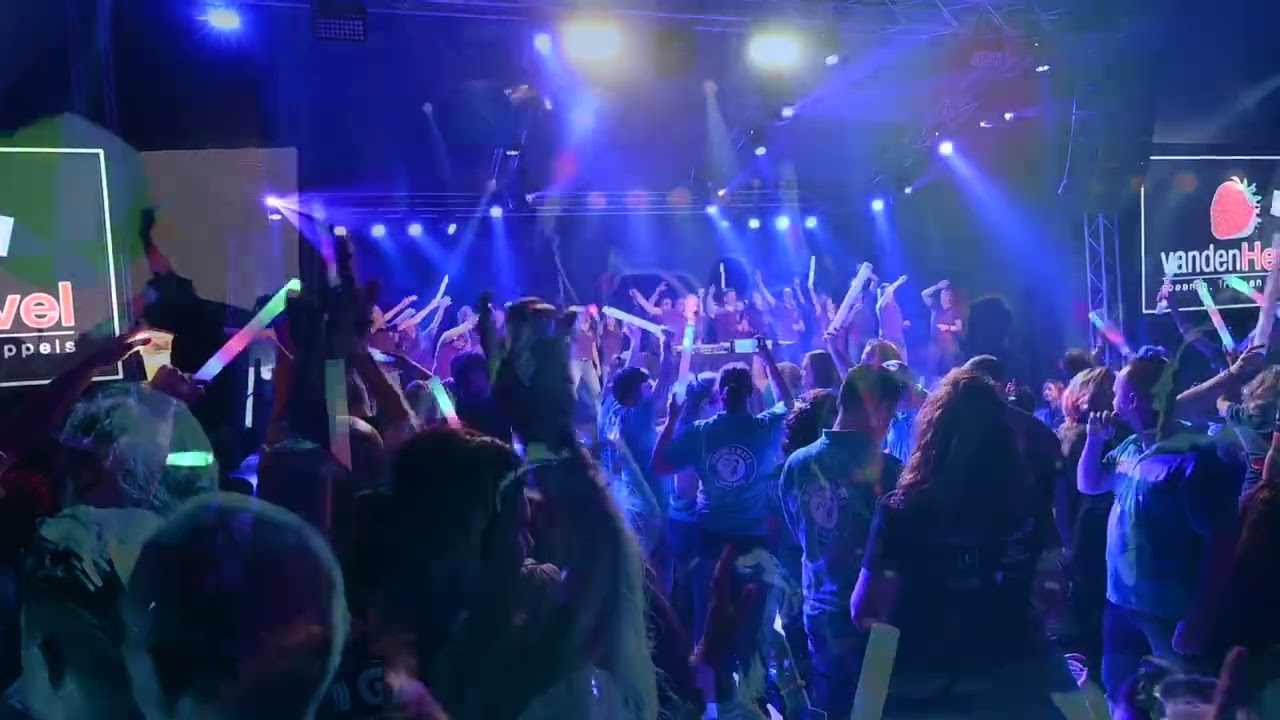 Gezellige boel bij Dorpsfeesten Aarle-Rixtel