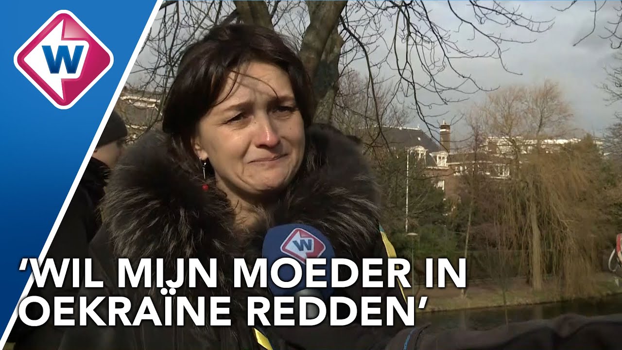 Emoties bij demonstranten voor Russische ambassade - OMROEP WEST