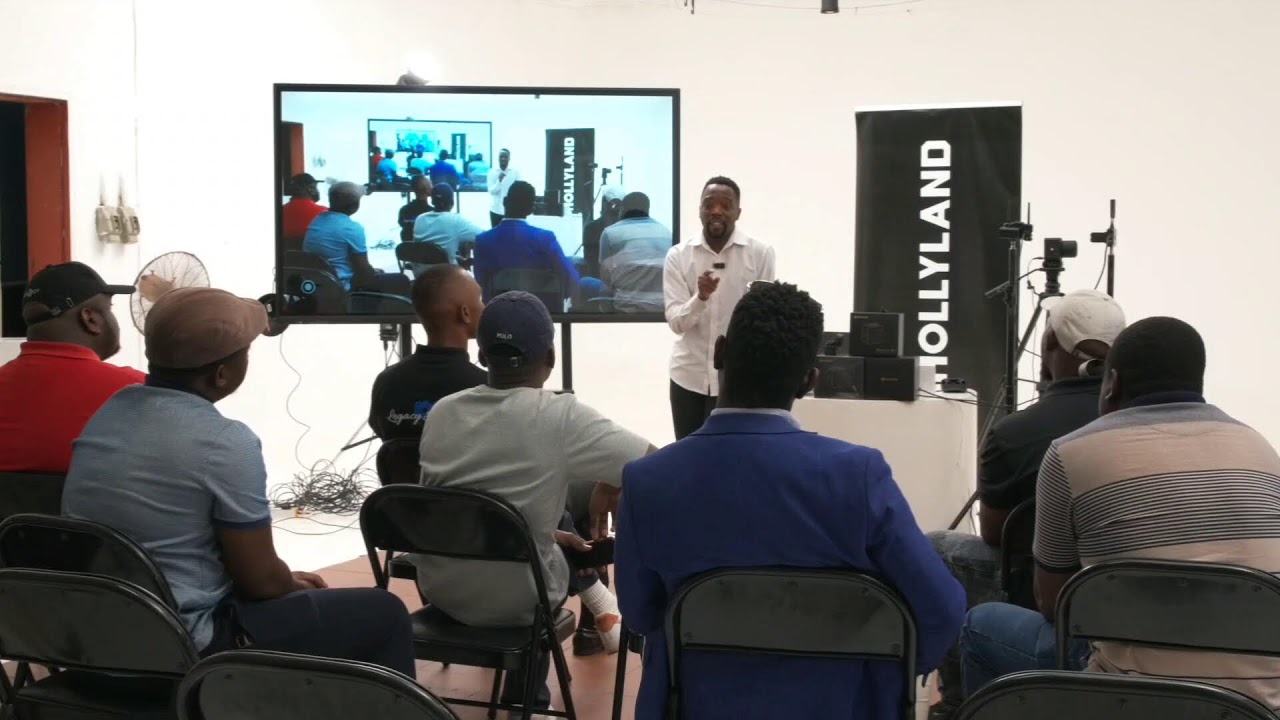 Hollyland VenusLiv Air Masterclass in Collaboration with Cartzw