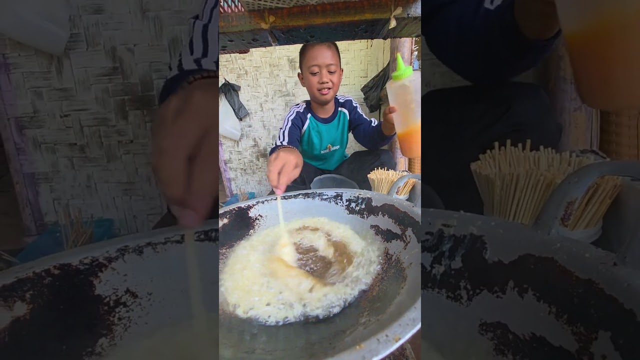 telor gulung bocil di curug cikondang #food #shorts