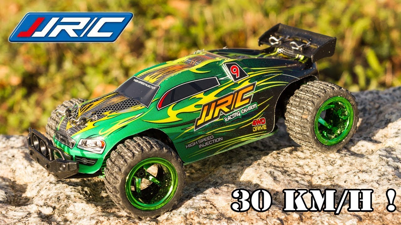 Cette Voiture Radiocommandée roule à 30 km/h JJRC Q36 RC Car 4WD Buggy 4x4