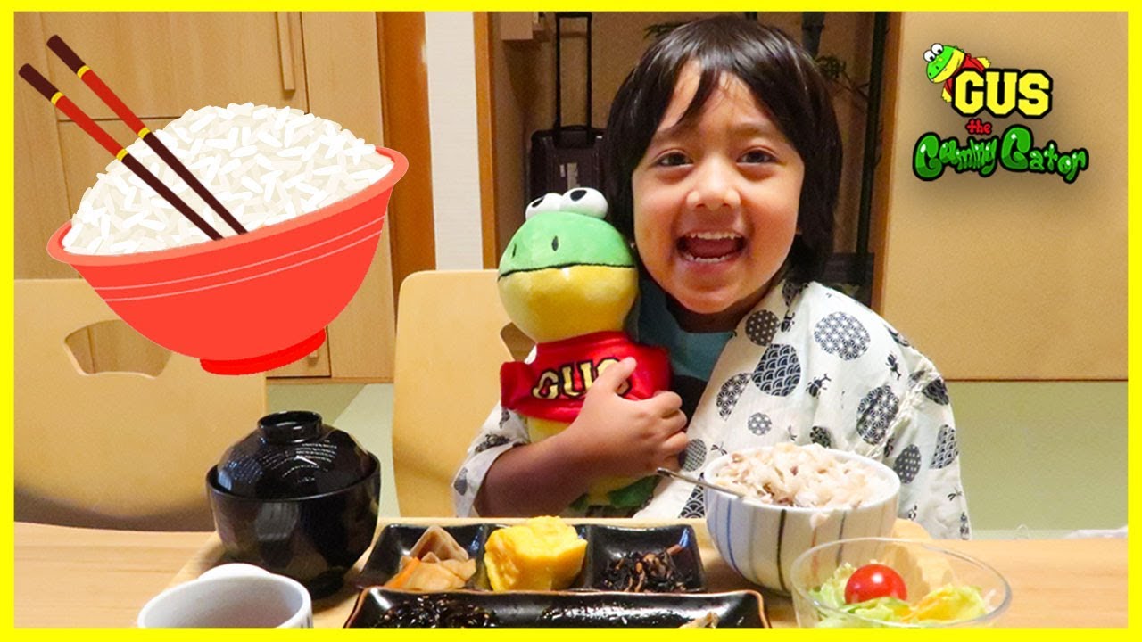 Flying in a Plane to Japan with Ryan ToysReview + Japan Hotel Tour