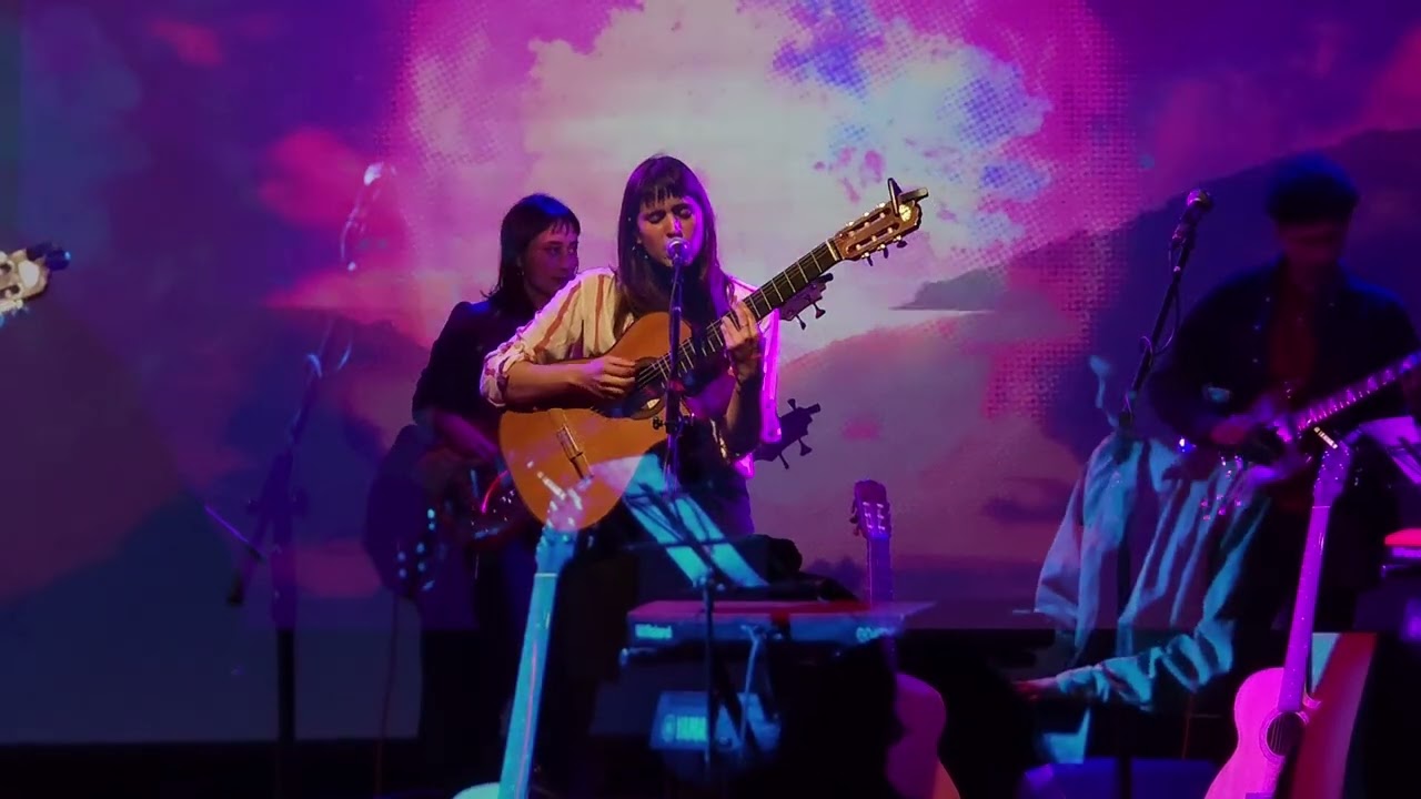SINCRONIZANDO - Lara Pía - en vivo 2024