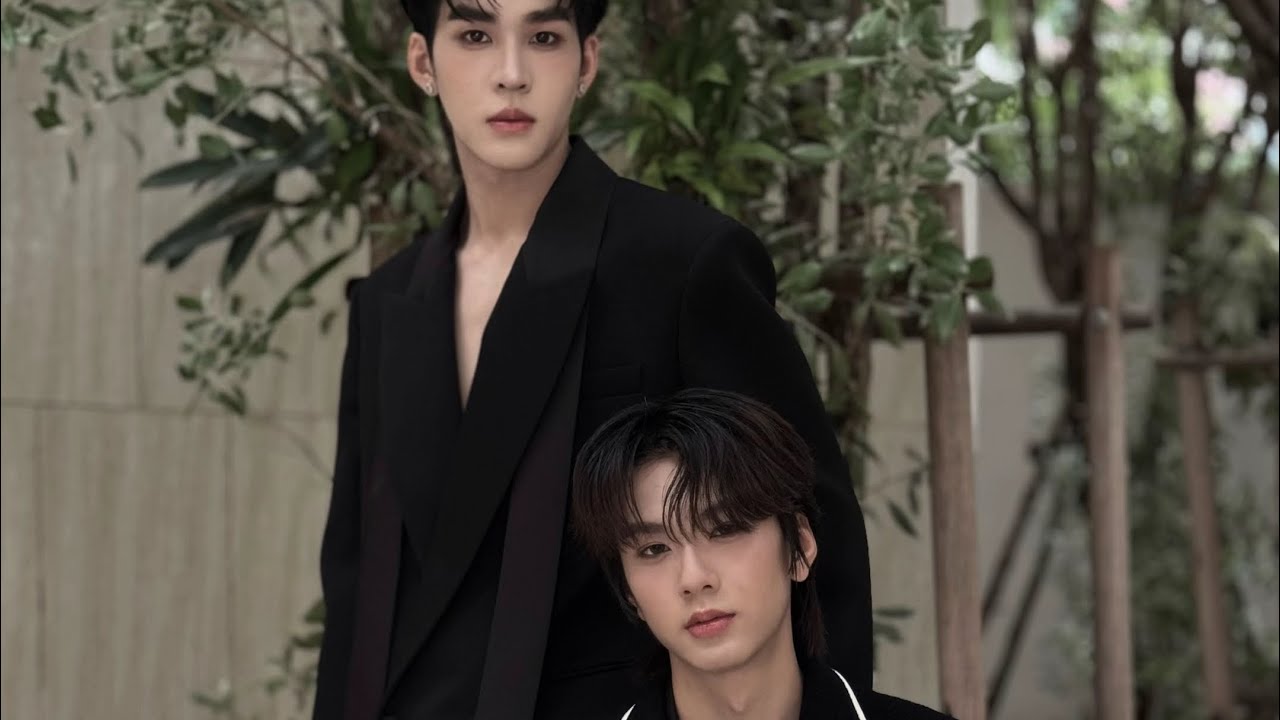 AuauSave bicker a lot but they love each other 🧡🎄