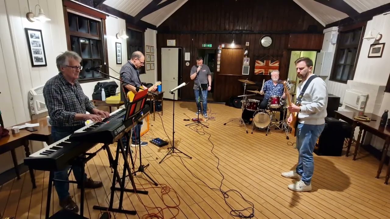 Dingley Practice Session