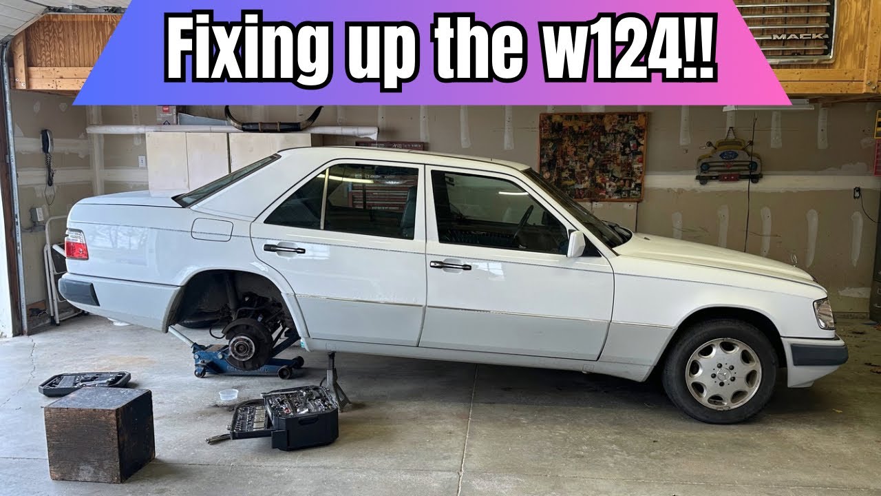Mercedes Benz 300E Замена задних тормозов + электродвигателя вентилятора и резистора!