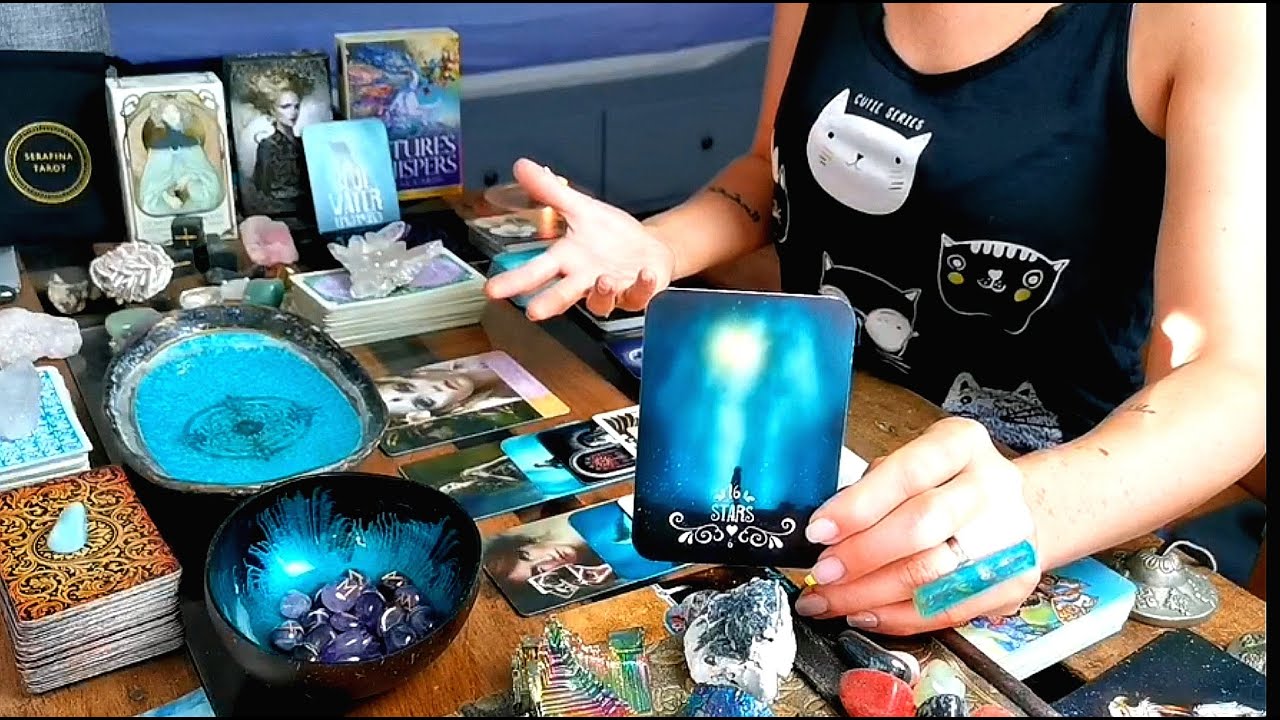 AQUARIUS 