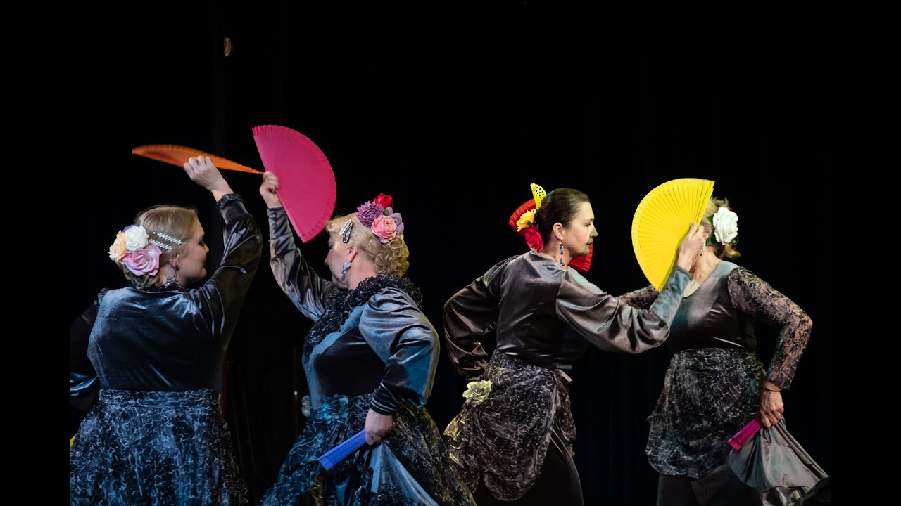 Fandango Flamenco Baile Cortesano con Abanicos