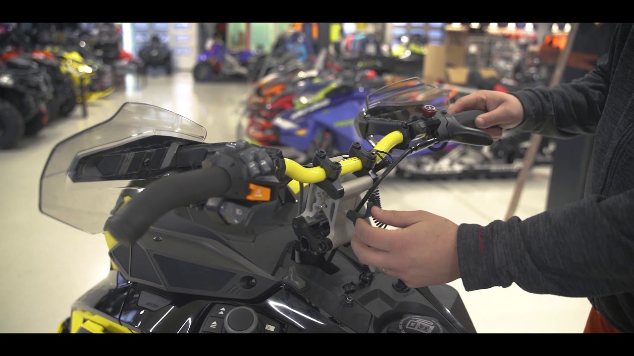 2021 Ski-Doo Renegade XRS 850 E-TEC VIP & Ski-Doo Renegade X 600 Iron Dog