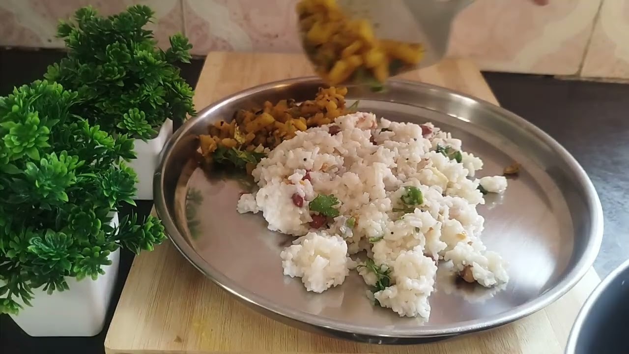 Today lunch series 🤍 #viral #treanding #reels #shorts #creamycurdrice #curdrice #potato #omelette 