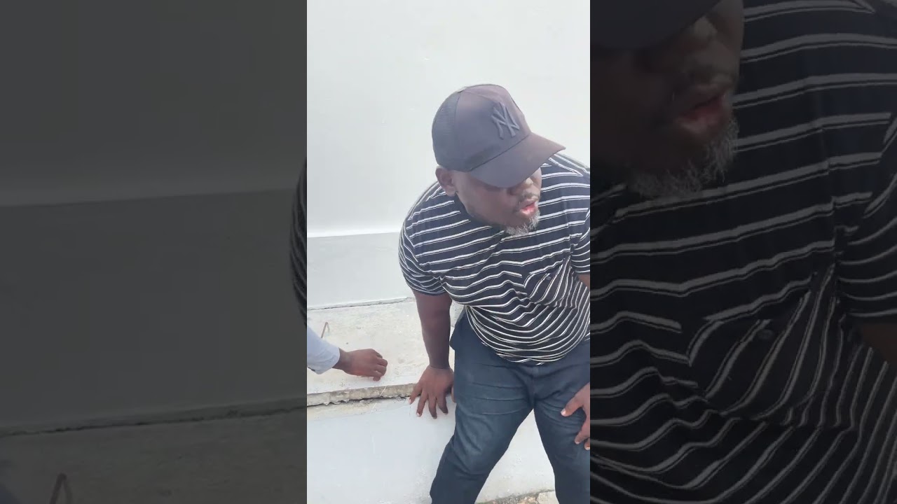 Au lieu qu’elle demande à sa dame de ménage sa perruque, c’est moi maintenant 🤦🏿‍♂️