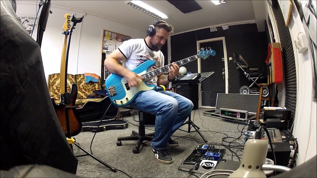 Buzz Hornet Bass Demo By Wahrocker