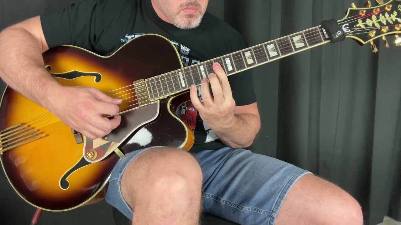 Deck the Halls - Jazz Guitar Chord/Melody Arrangement
