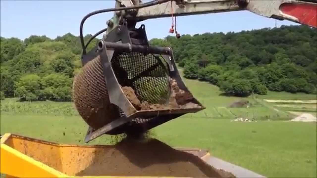 Minibagger Sieblöffel mit Takeuchi TB016 (TB219) - Humus 2  (screening bucket)