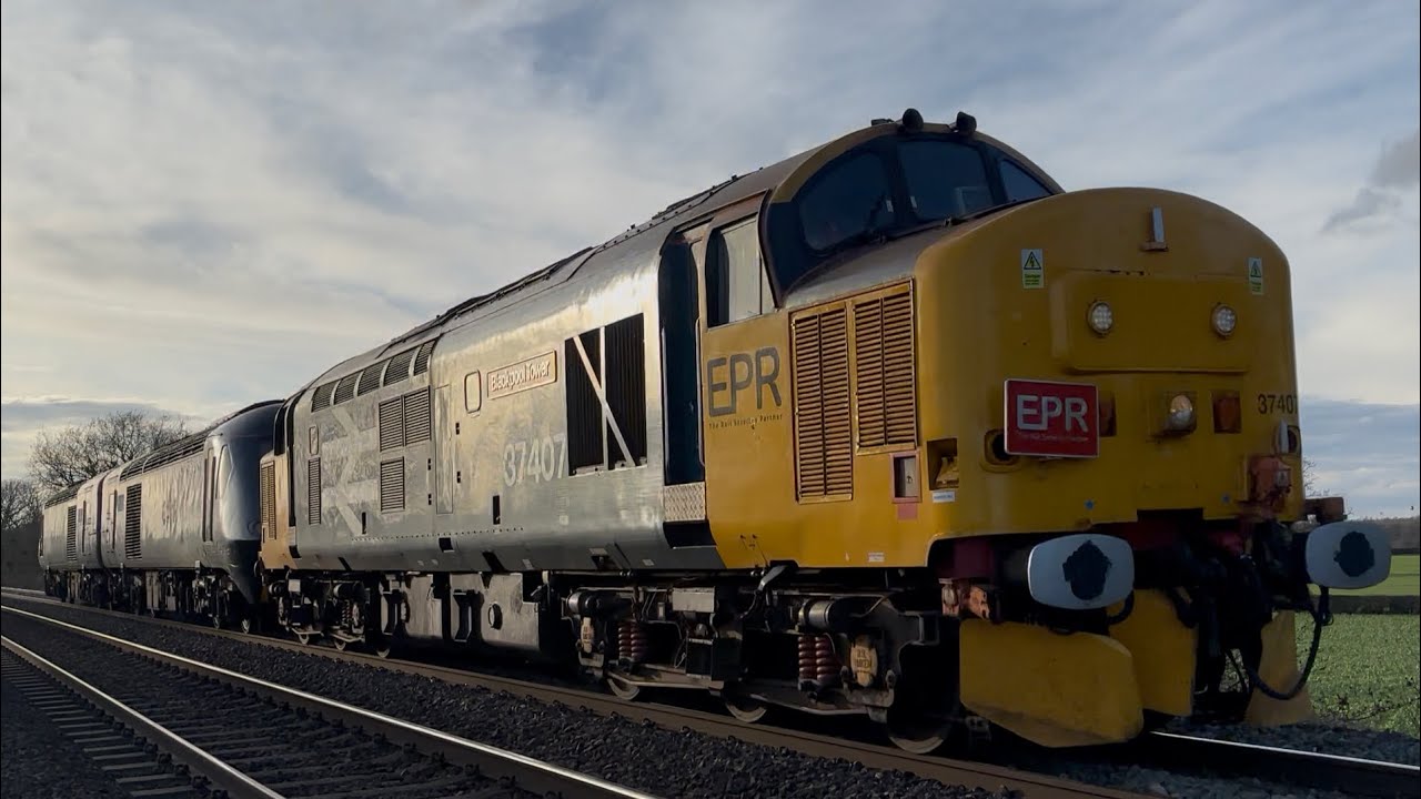 37407 Dragging 2 GWR 43s 43188+43189 0E43 Blackpool tower Newport Castle Launceston Castle 20/1/26
