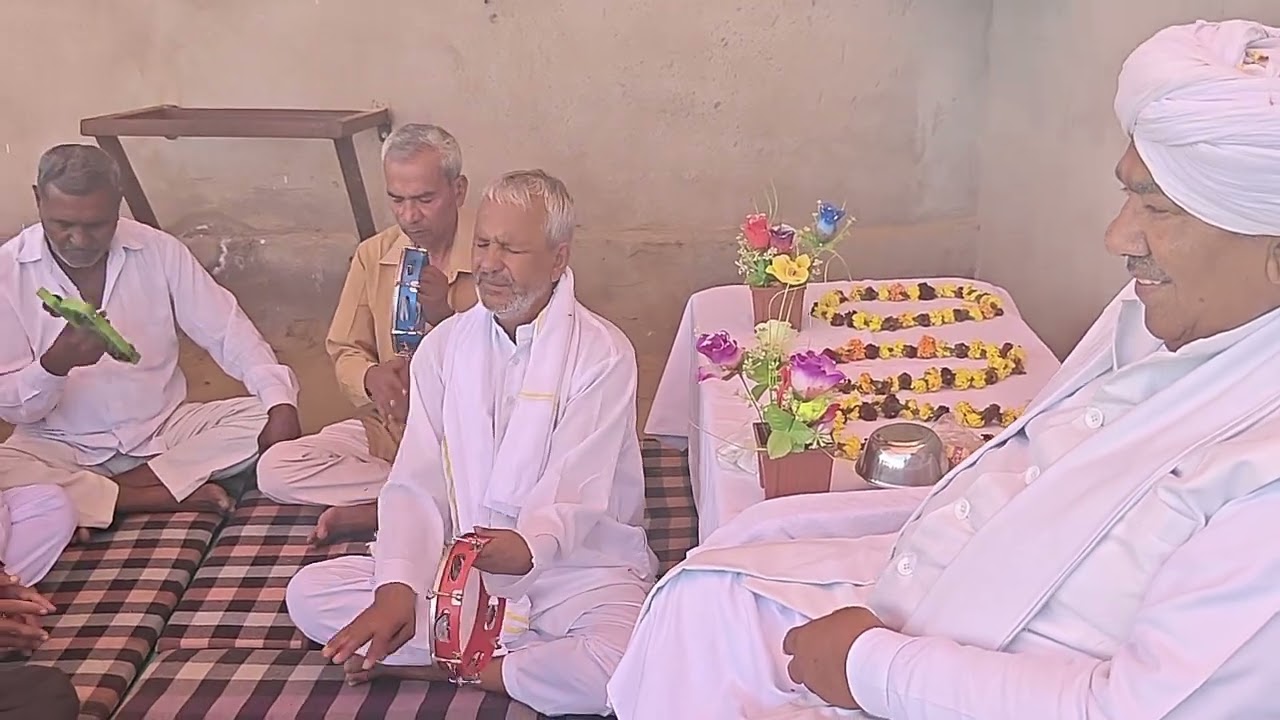 आनन्द के लुटे ख़जाने म्हारे सतगुरु के दरबार में !! सत्संग पथाणा ( झुंझुनूं )