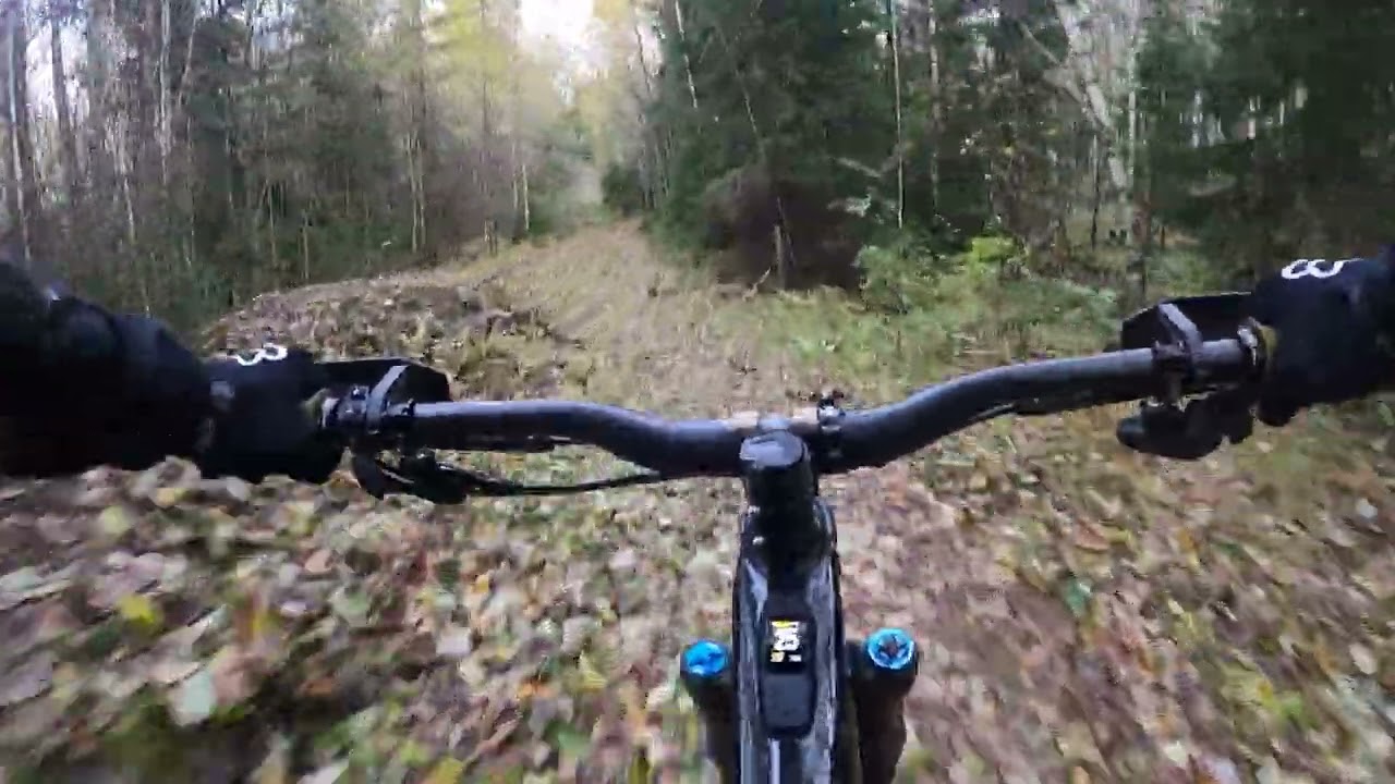 Lehtivuori dirt line jump