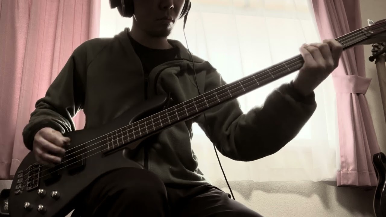 The DUST’N’ BONEZ  「Search and Destroy」　ベース