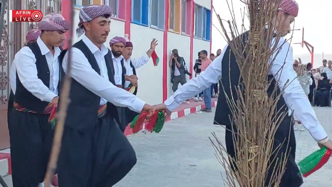 من حفل  توزيع الجلائات مدرسة رويا عفرين اليوم