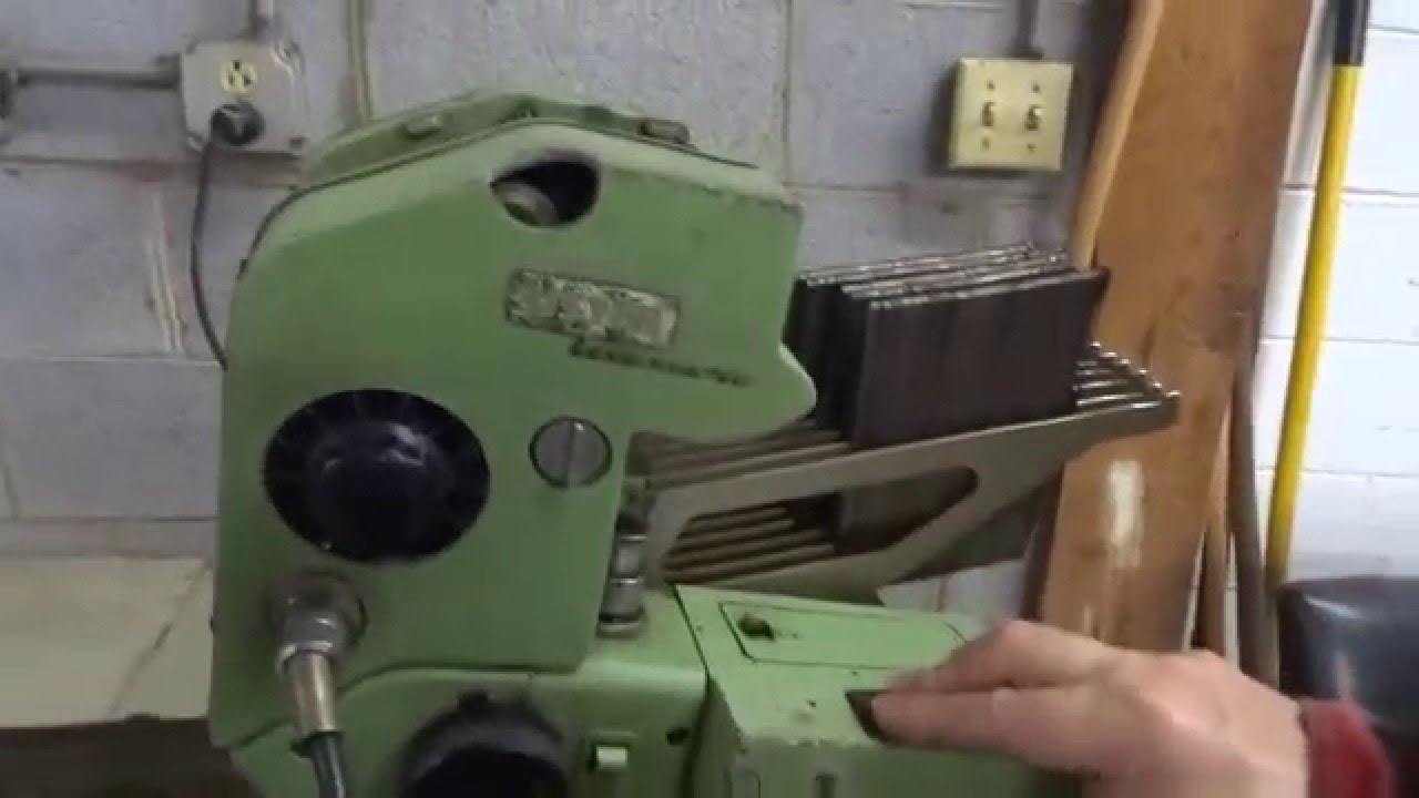 Uster Texamatic Drop Wire Machine - Video 1/2