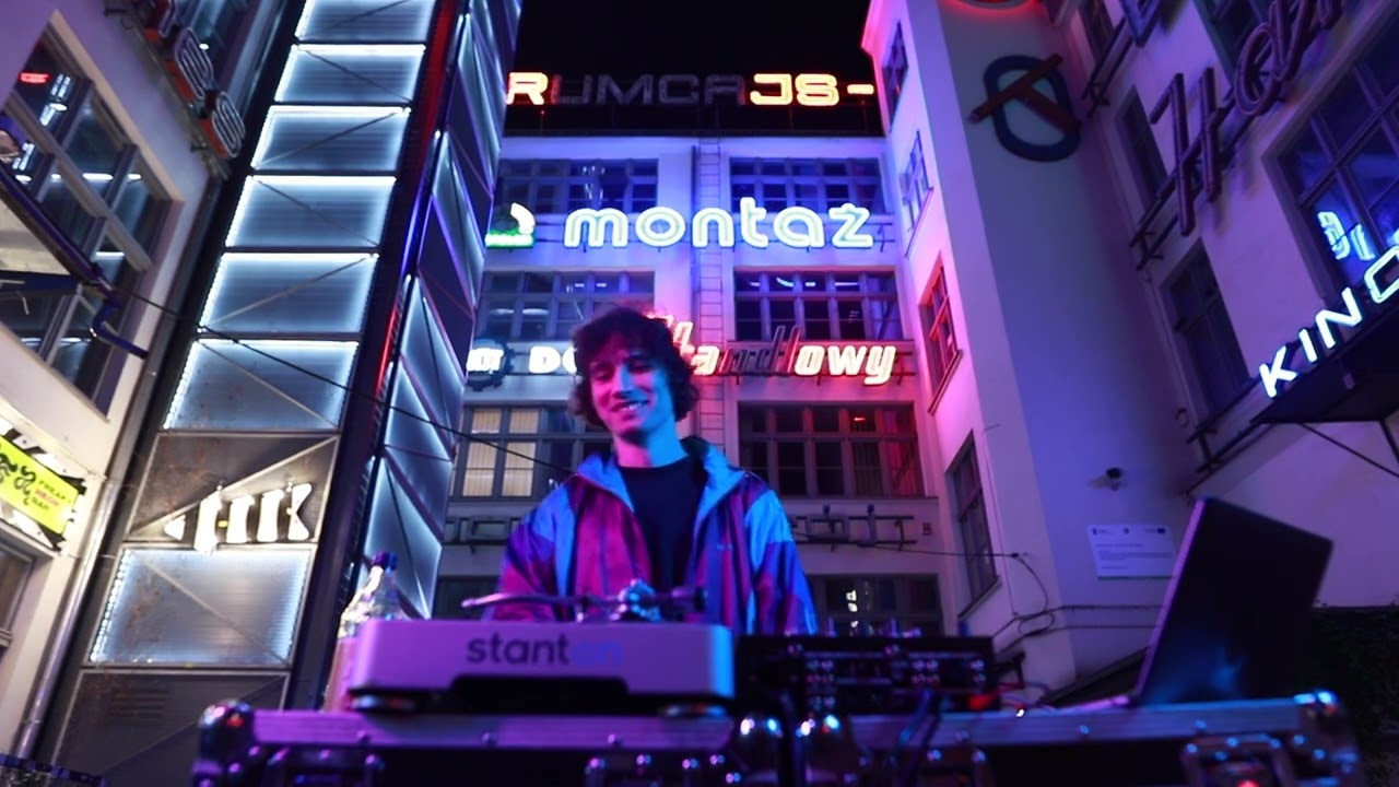czubaczakor - montaż (duck tales’7) DJ set neony Wrocław