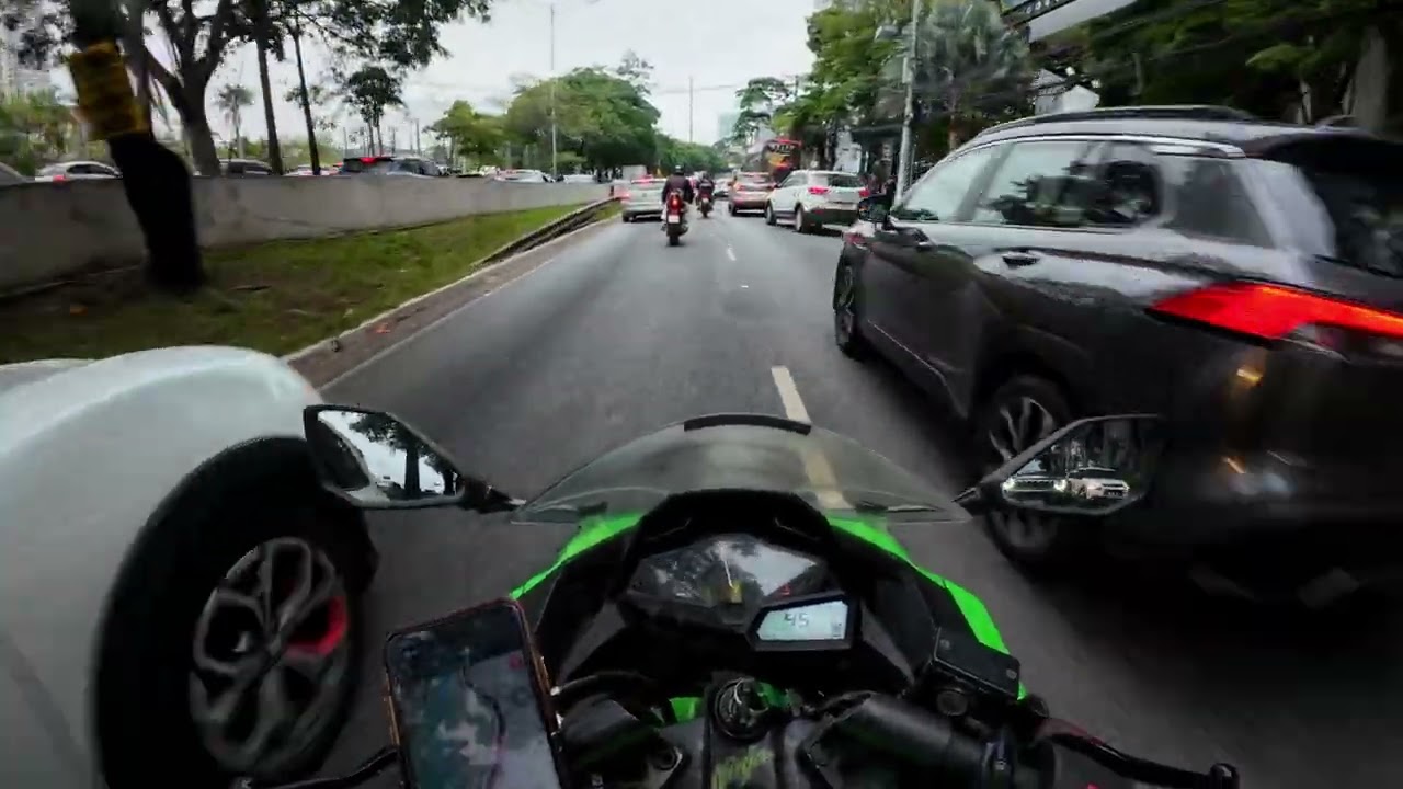 Kawasaki Ninja 300 Puresound + POV – Trânsito SP [4K]