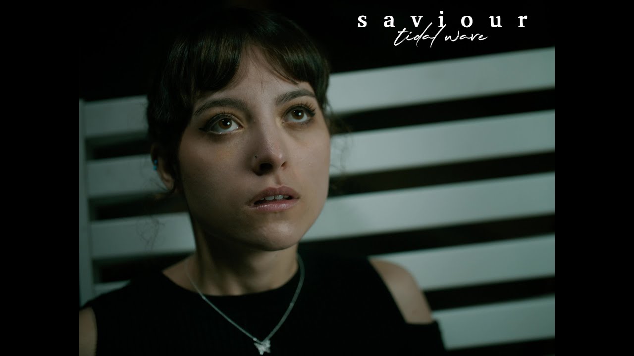Saviour - Tidal Wave (OFFICIAL MUSIC VIDEO)