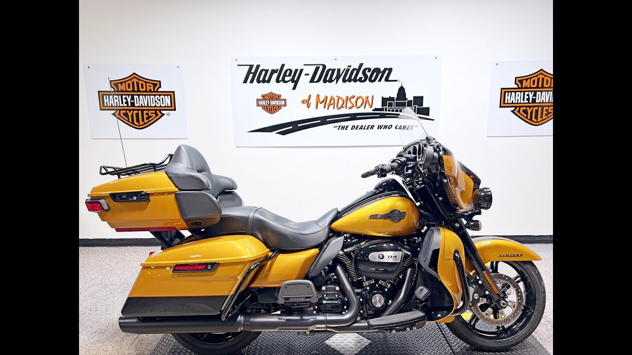 2023 Harley Davidson Ultra Limited FLHTK 1,111 Miles Prospect Gold Vivid Black