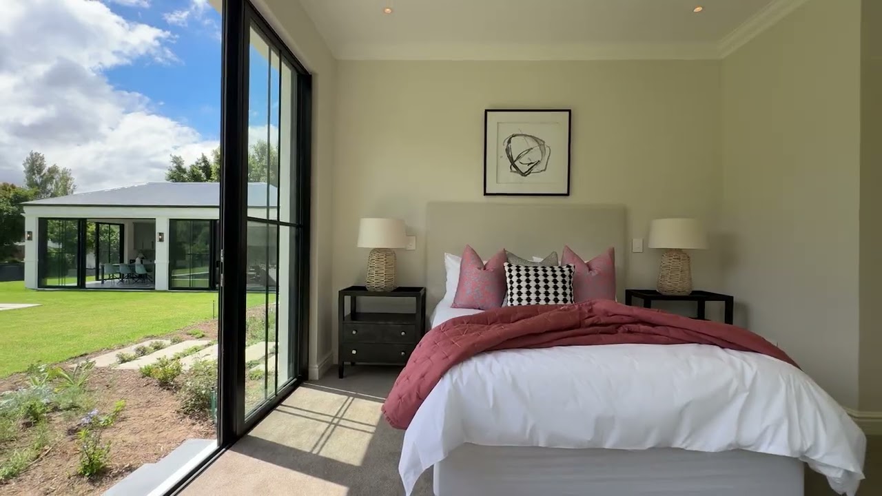 32 Brommersvlei Road, Constantia