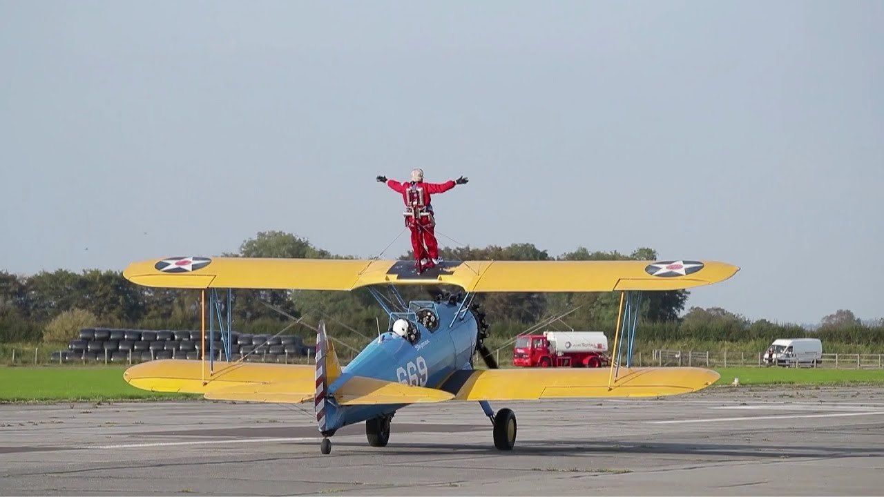 89-year-old Briton performs charity wing walk