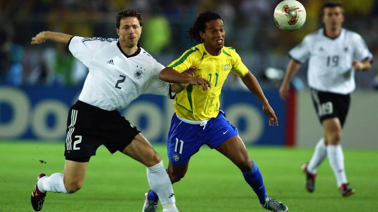 The Match That Made Ronaldinho To 'Hate' Ronaldo