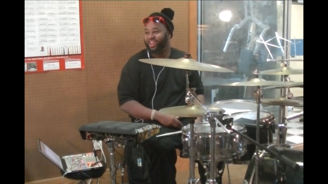 The Drummer's Network - Roland SPD-SX Demonstration with Sylvester 'CutZoo' Ogletree