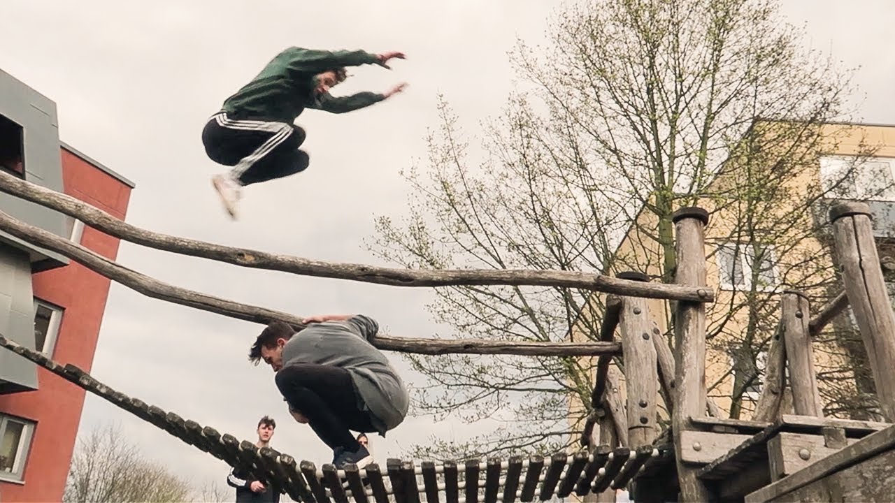 HOW TO DO A PARKOUR (it's difficult)
