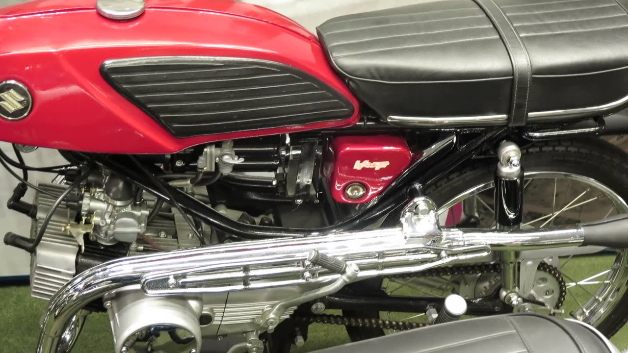 Collection of 1960s Suzuki motorcycles - Suzuki Museum (Japan)