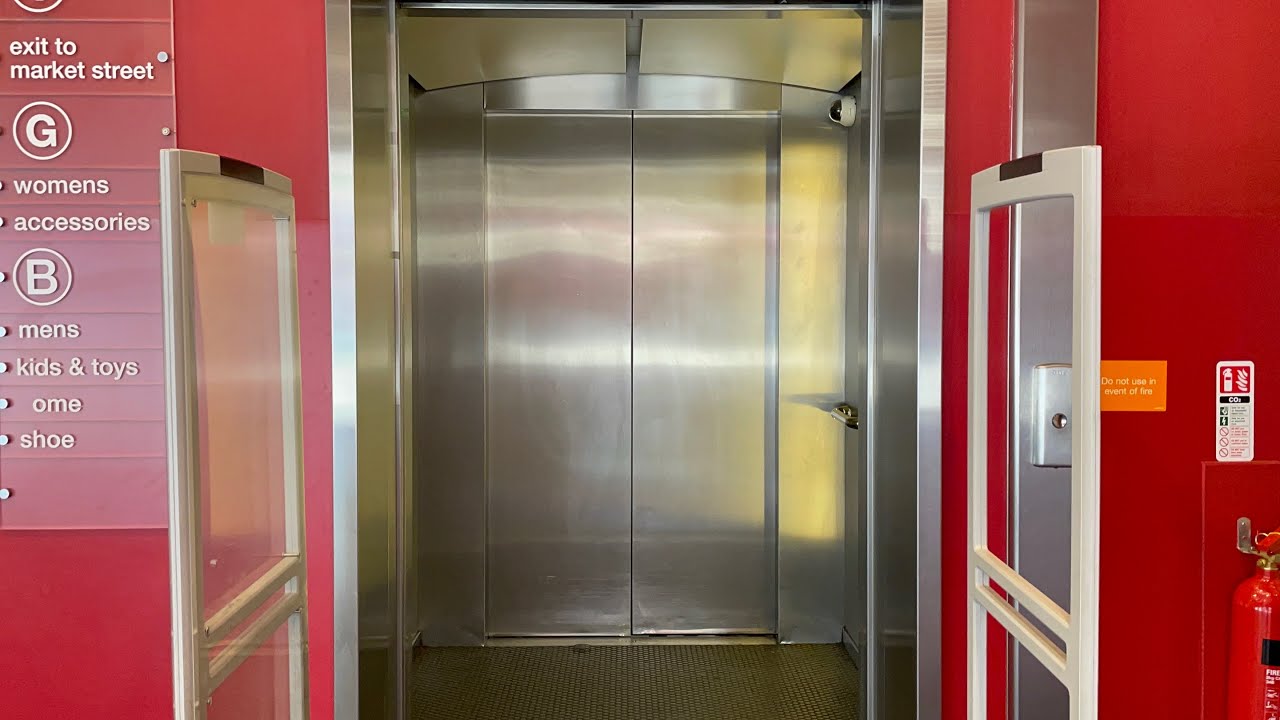 1st Otis Gen2 Elevator at TKMaxx in Manchester City Centre.