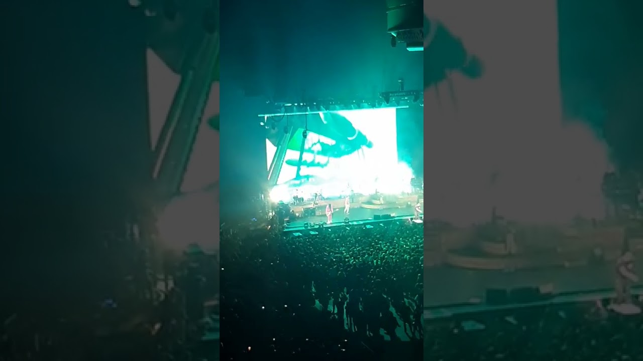 19-2000 and Rhinestone Eyes Gorillaz Concert Toronto 2022