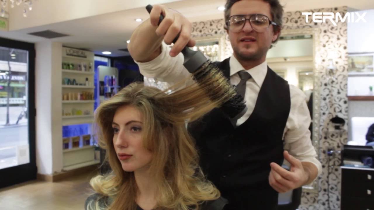CABELLO LARGO Y CON MOVIMIENTO CON EL CEPILLO TERMIX XL, POR LEA TOSCANO