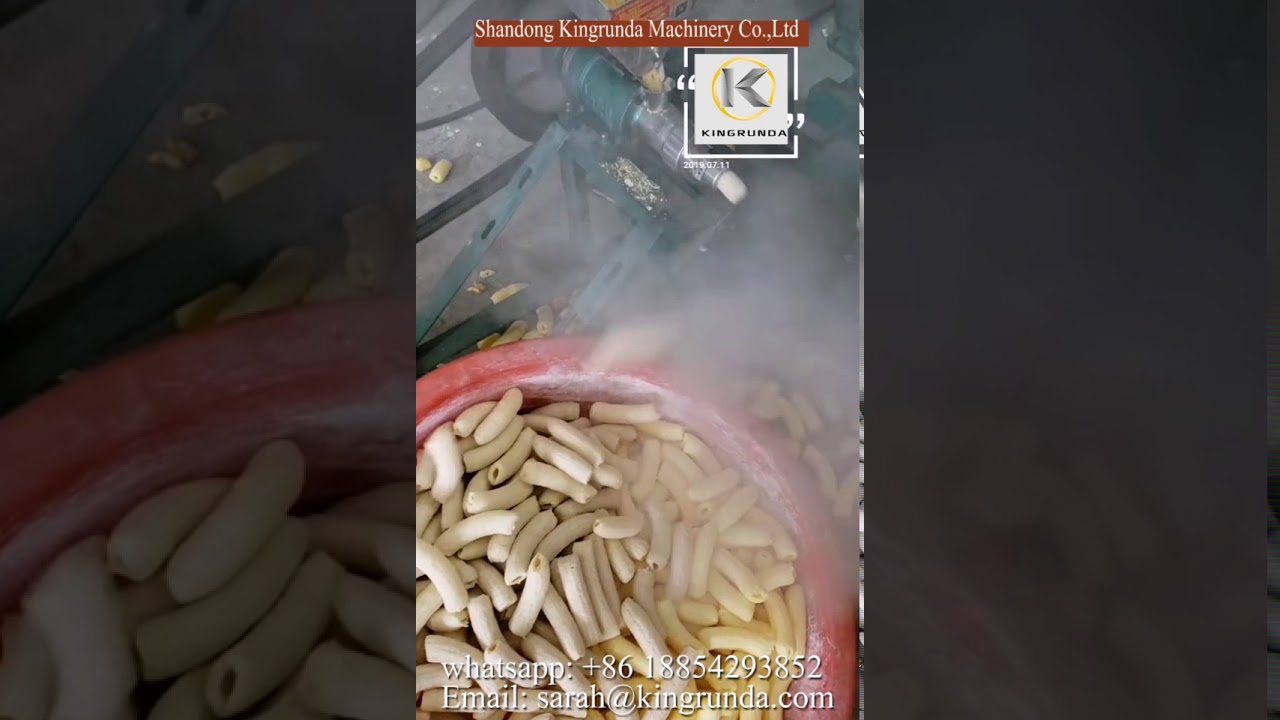 2019 Hot sell corn puffed food extruder maize puffs machine