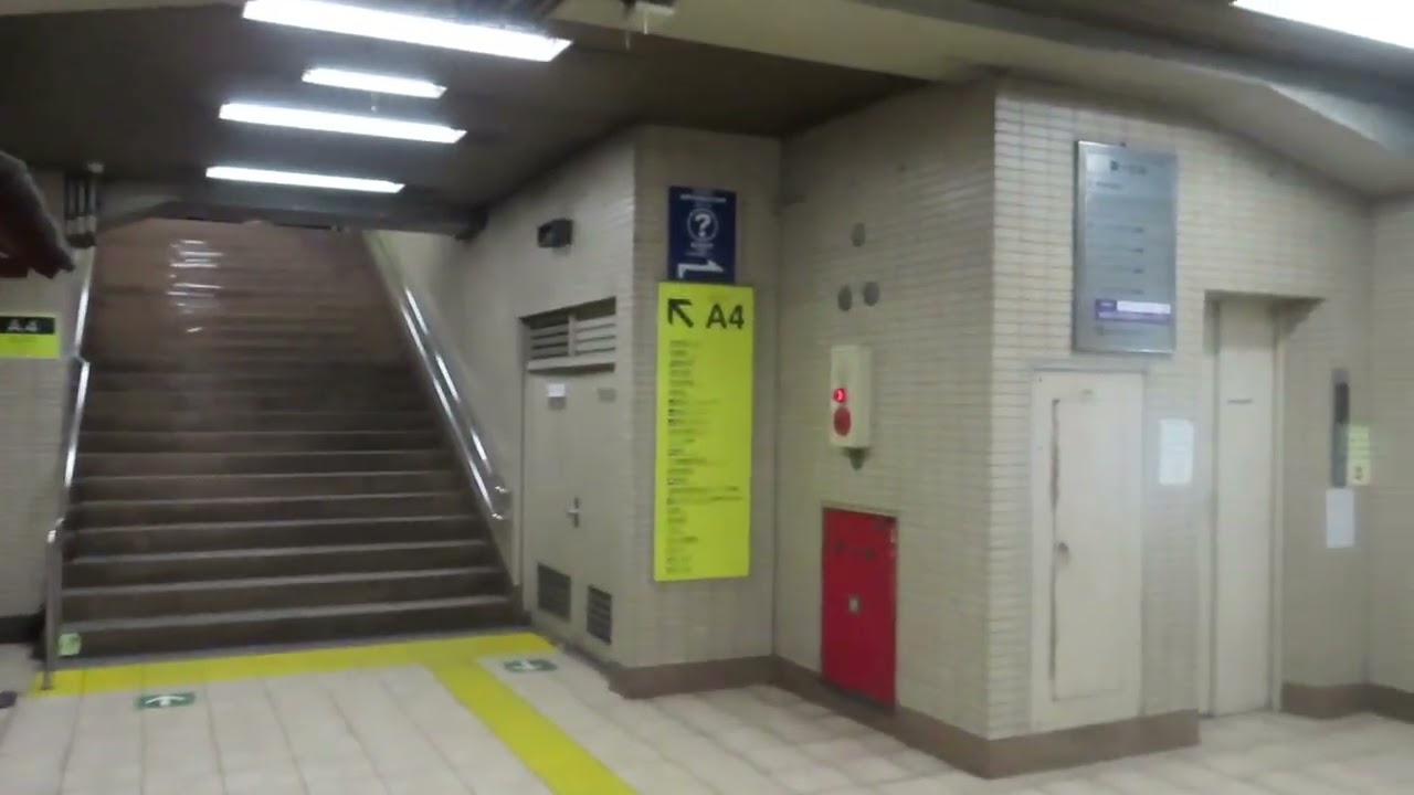 【浅草駅】都営浅草線２番線（押上方面）から東武スカイツリーライン