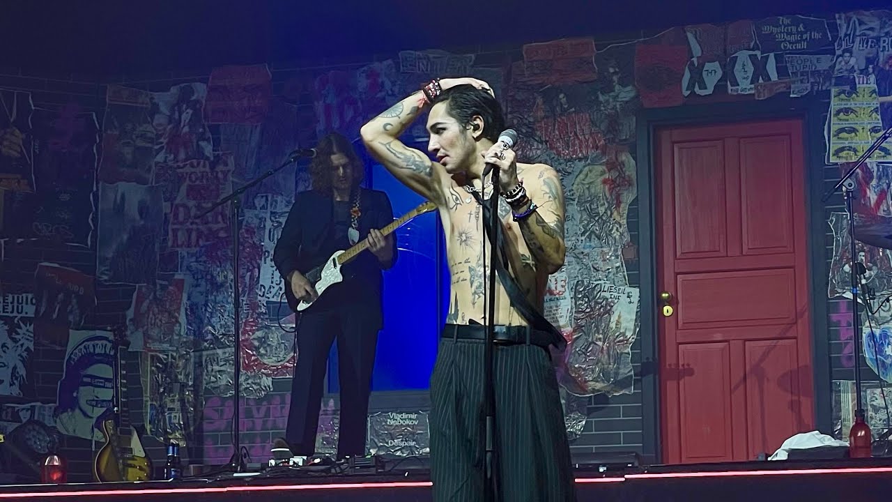 Palaye Royale - Fucking With My Head, Live at 013 Poppodium Tilburg