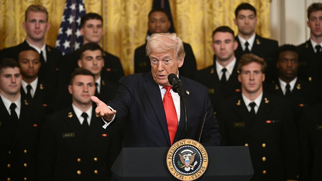 LIVE l Trump presents Commander in Chief Trophy to Navy athletes