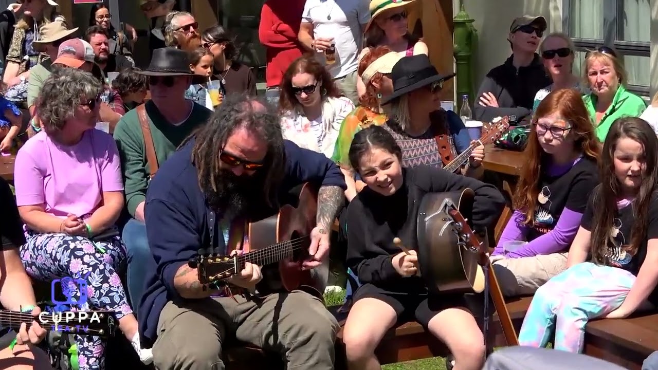 Squircle Open Session at Doolin Folk Festival