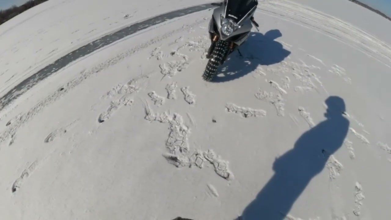 First time trying the k6 Gsxr-1000 on the ice 