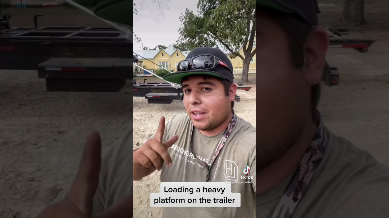 Loading heavy items on a Texas Pride Rolloff trailer