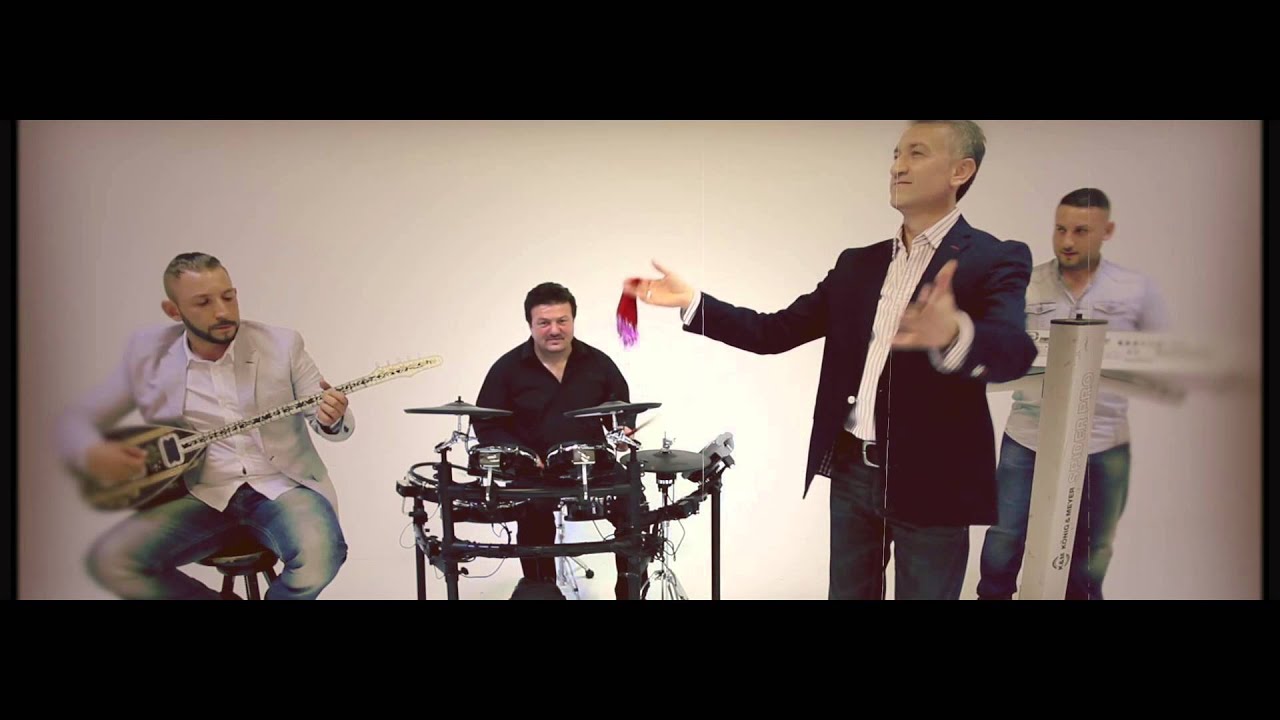 Arkadaslar Orkestrasi - Gel Halaya (Official VideoClip 2014)
